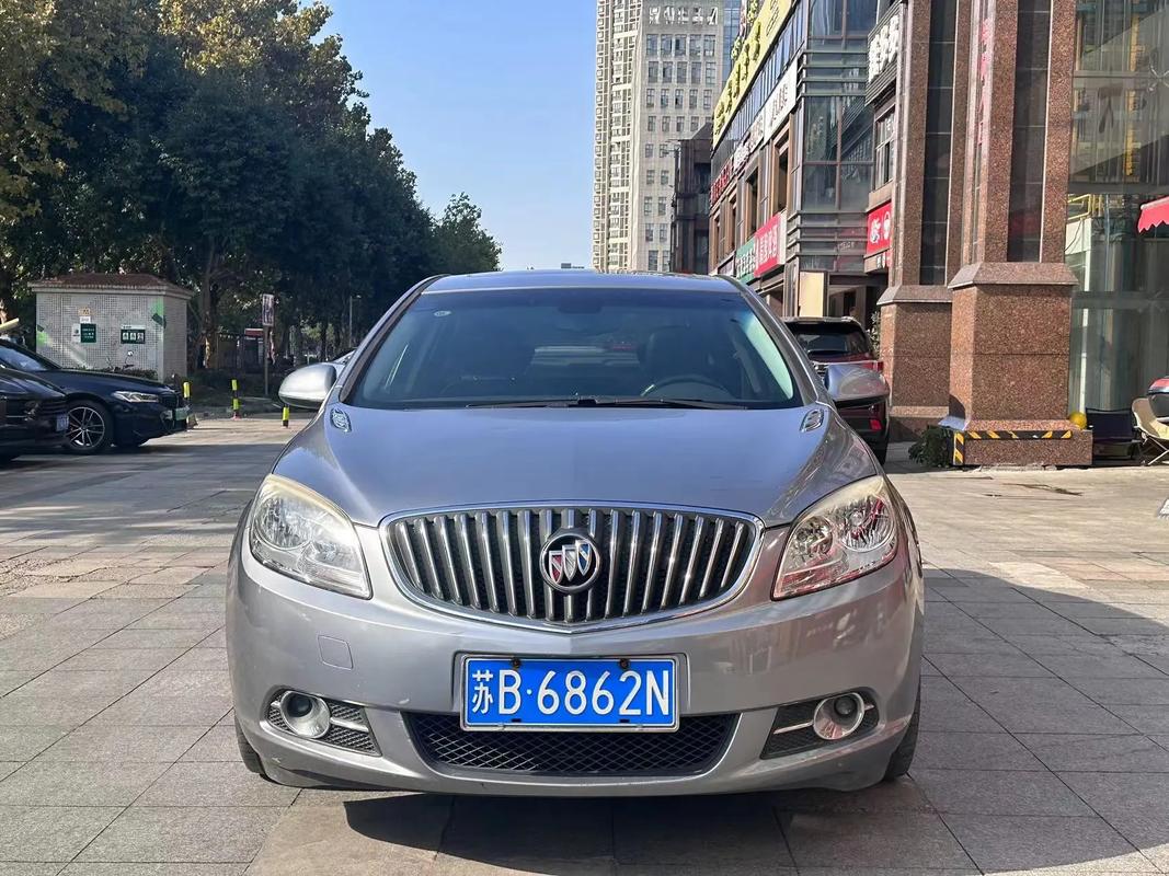 11年英朗gt二手车价格 11年别克英朗二手车