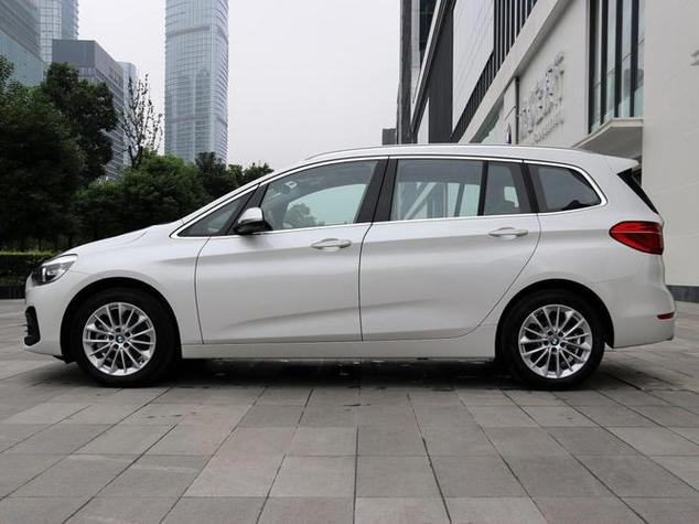 宝马2系7座旅行车进口／宝马2系220i旅行车7座进口