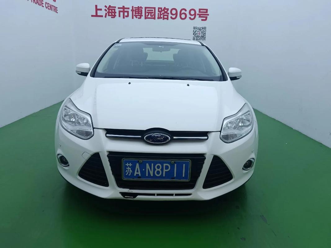 福特福克斯2011款,福特福克斯2011款两厢参数