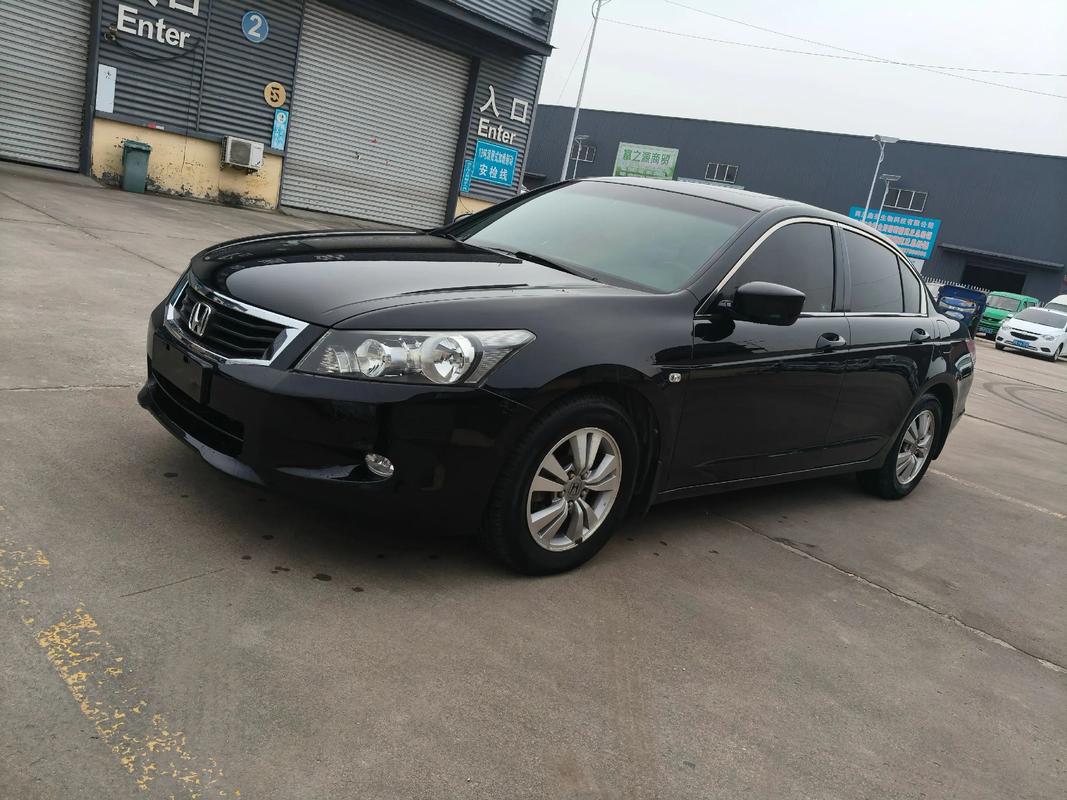 雅阁二手车价格一览表 雅阁二手出售