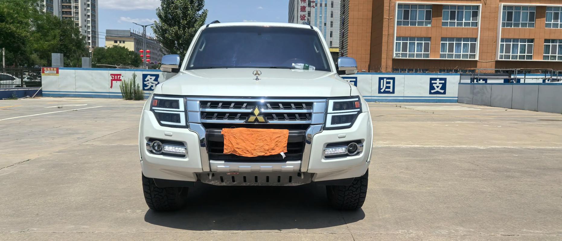 帕杰罗v97油耗 帕杰罗v97,油耗显示,还能跑多少公里