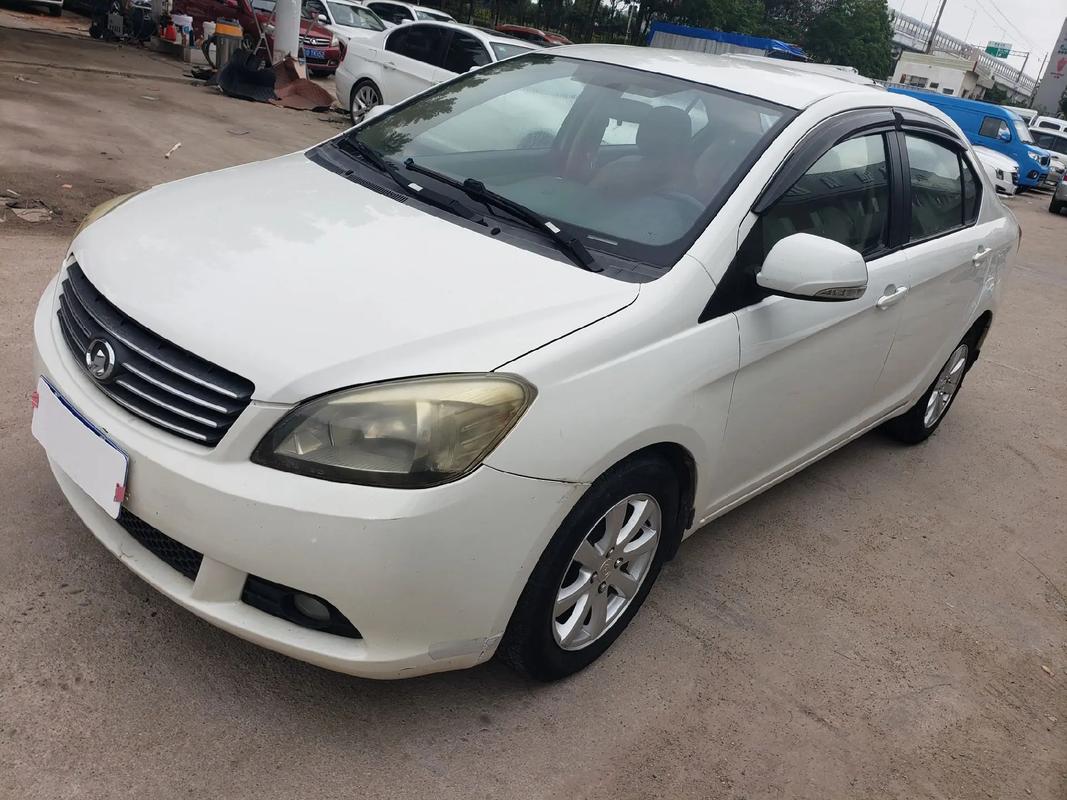 2011长城c30还值得买吗(2011年的长城c30)