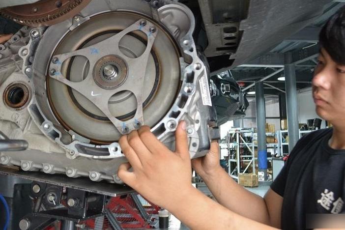 猎豹cs10变速箱通病,猎豹cs10变速箱异响怎么解决