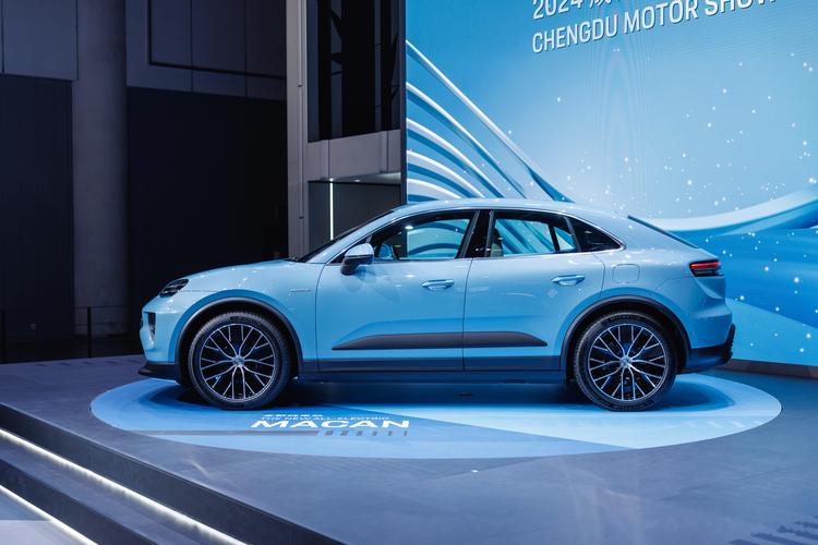 保时捷电动车价格及图片(保时捷电动车suv价格及图片)