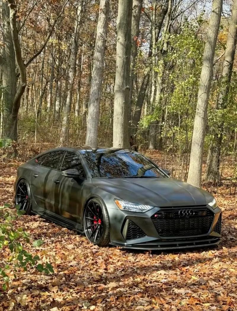 奥迪rs72023款最新款价格及图片／奥迪rs7r最新价格2020款