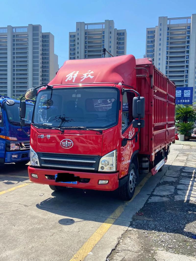 【附近的二手货车交易市场在哪里,附近的二手车货车】