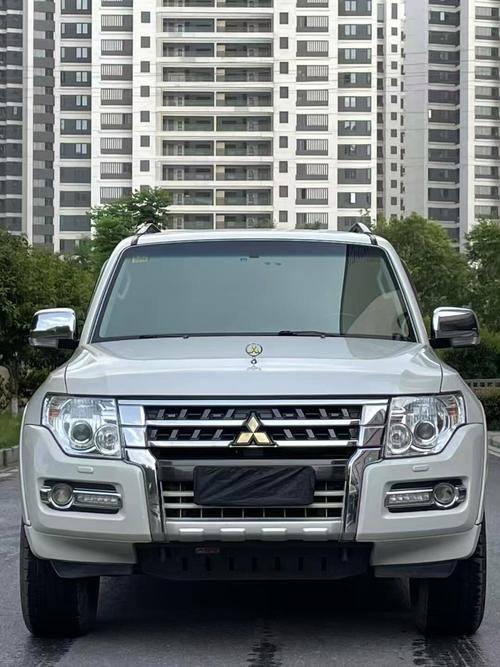 天津帕杰罗v97报价/帕杰罗v97天津港最新款报价